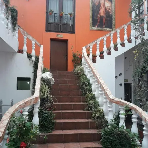 Hostal Tukos La Casa Real, hotel in Santa Lucía