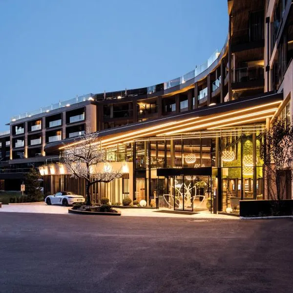 Amonti Wellnessresort、カディピエトラのホテル