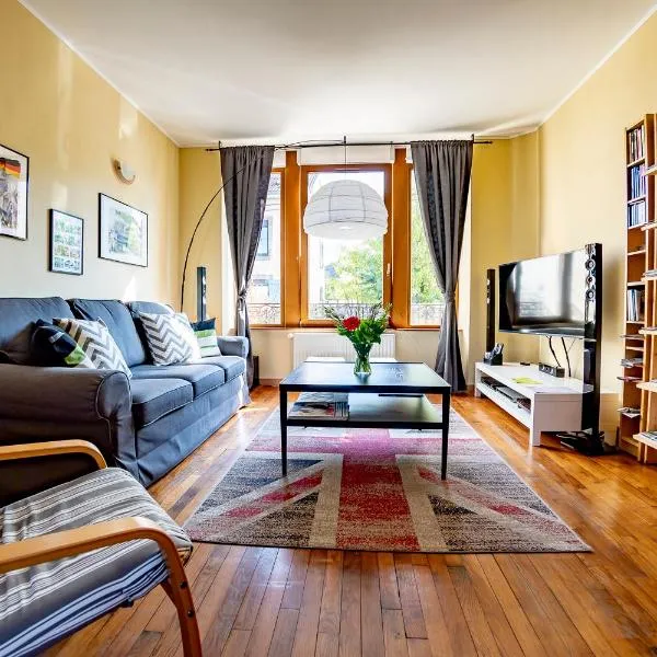 L'Enchantraine - gîte tout confort et tarif tout inclus - appartement spacieux et accueillant sur Epinal, hotel v destinaci Épinal