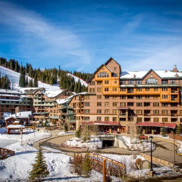 Zephyr Mountain Lodge โรงแรมในวินเทอร์พาร์ค