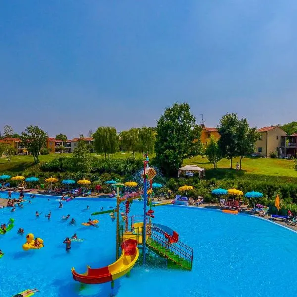 Belvedere Village, hotell i Castelnuovo del Garda