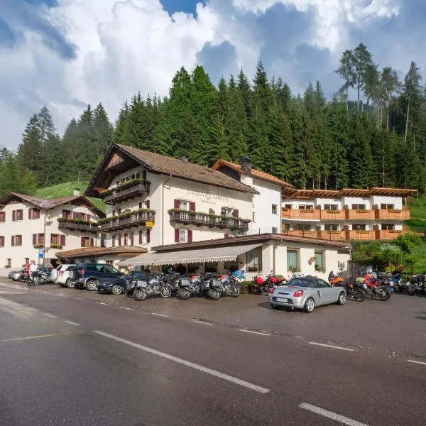 Gasthof Löwen, hotel en Nova Levante