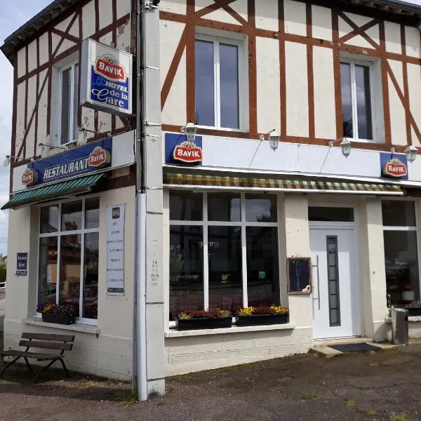 Hotel De La Gare, hotel v destinaci Sainte-Gauburge-Sainte-Colombe