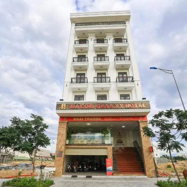 Hacom Galaxy Hotel, ξενοδοχείο σε Thôn Tân Hội