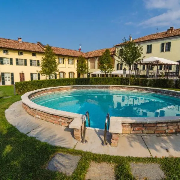 Agriturismo Podere La Piazza, hotel em Costigliole dʼAsti