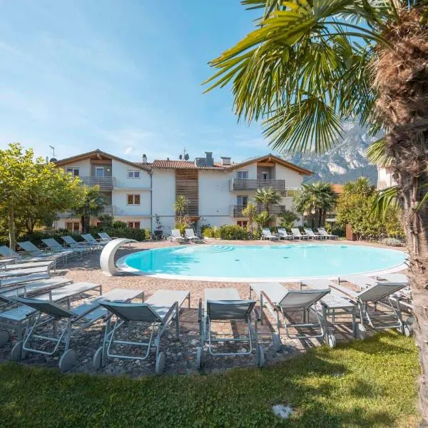 4 Limoni Apartment Resort, hotel u gradu Riva del Garda