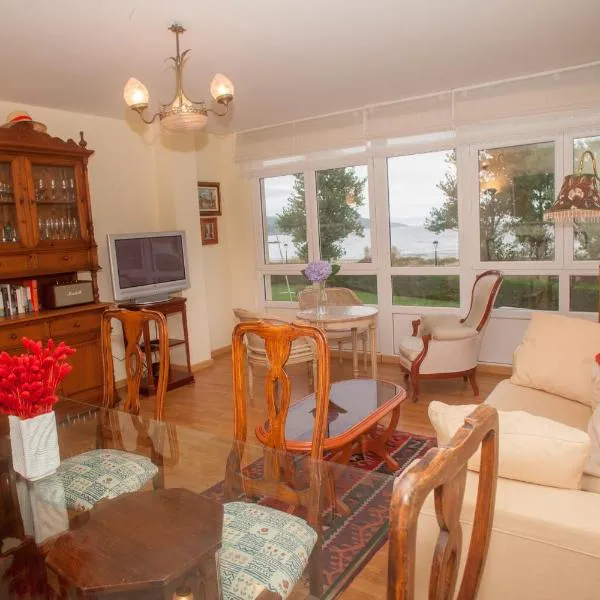 Beatiful holiday flat in Galicia with sea views and next to the "Camino de Santiago", hotel in Estorde