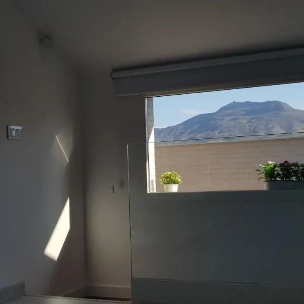 Apartamentos Miradores del Isasa, hotel di Herce