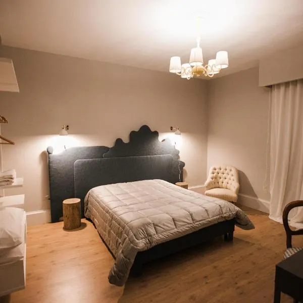 B&B Assteas, hotel Montesarchióban