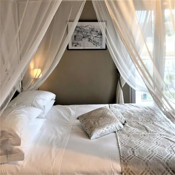 B&B Baronia Luxury Rooms, hotel en Castel Baronia