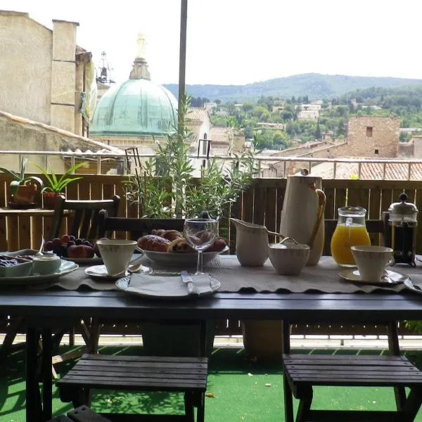 L'Auberge Espagnole - Bed & Breakfast, hotel en Caseneuve