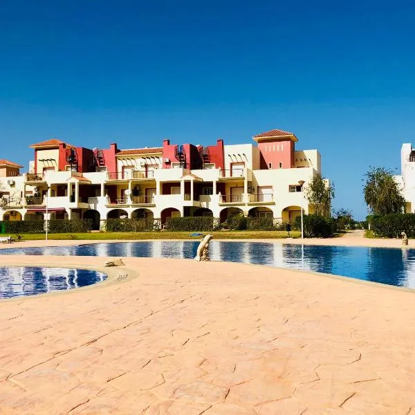 Fancy apartment in Marina-Saïdia !, Hotel in Marsa Ben Mehidi