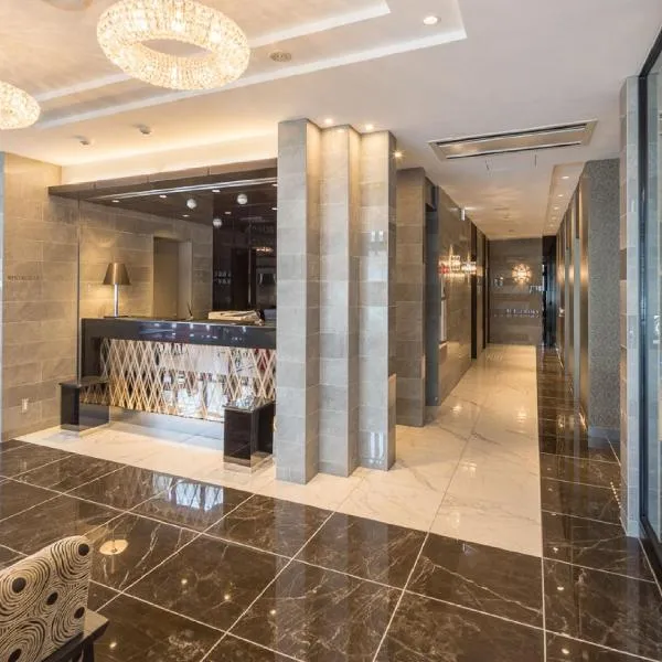 Hotel. Links Namba, מלון באוסקה