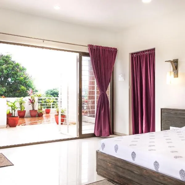 Green Roof - Family Room, hotel in Kolhapur