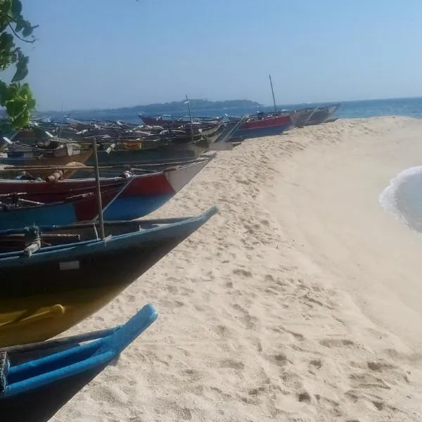 Mahee house, hotel v destinaci Hiriketiya