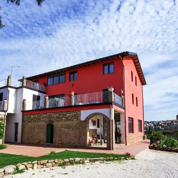 La Casa Rossa Country House, hotel v destinaci Piazza Armerina