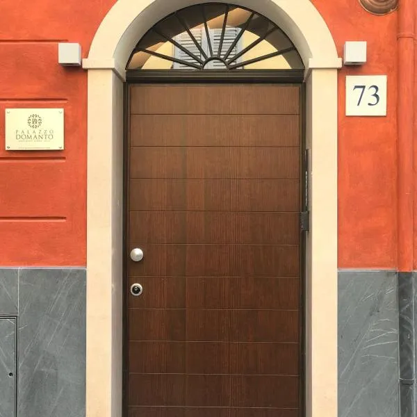 Palazzo Domanto Apartments Parma, хотел в Монтичели Терме