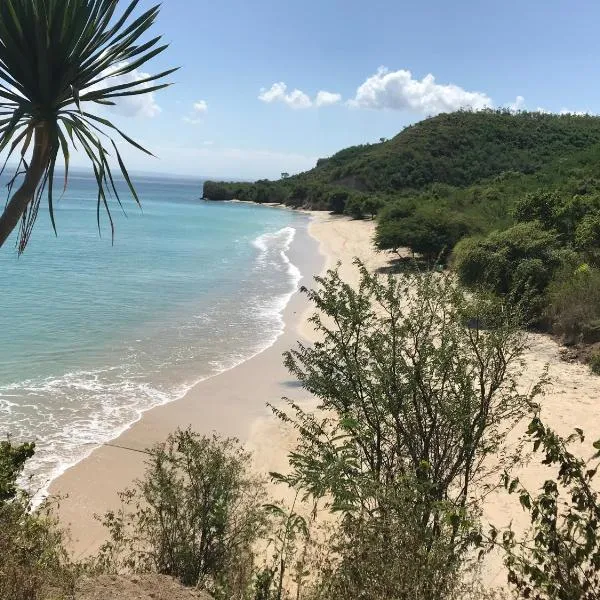 Ekas Surf Resort & Surf Camp, hotel v destinaci Ekas