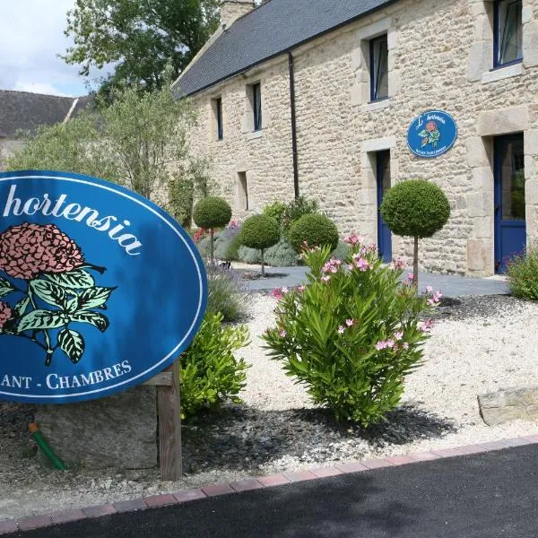 Hôtel - Restaurant l'Hortensia, hotel in Treffléan