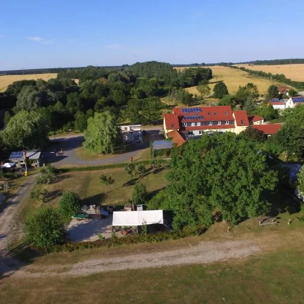 Star Camp Cosa, Ferienwohnungen, Camping, Schlaffässer, hotel v destinaci Friedland
