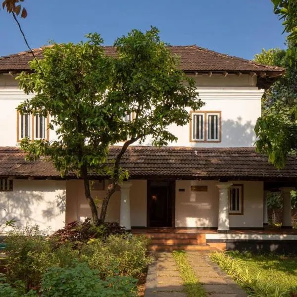 Kunnampath Heritage Nalukettu, hotel v destinaci Trissur