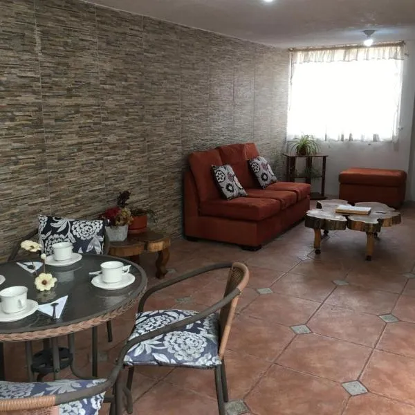 Villa Mitad del Mundo, hotel in San Antonio