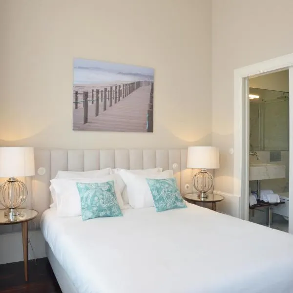 YOUROPO - Market, hotel v Portu