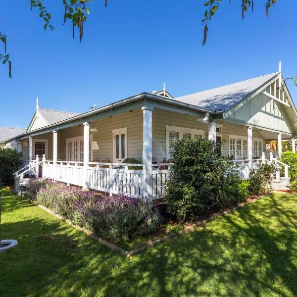 BIRCHES B&B, hotel in Tinonee