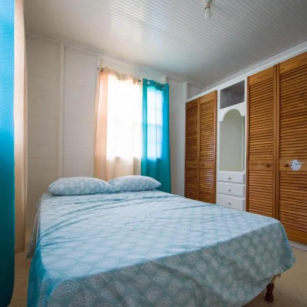 T.Cole’s Holiday Rental, hotel v destinaci Saint James