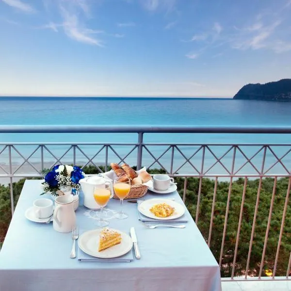 Grand Hotel Spiaggia, готель у місті Алассіо