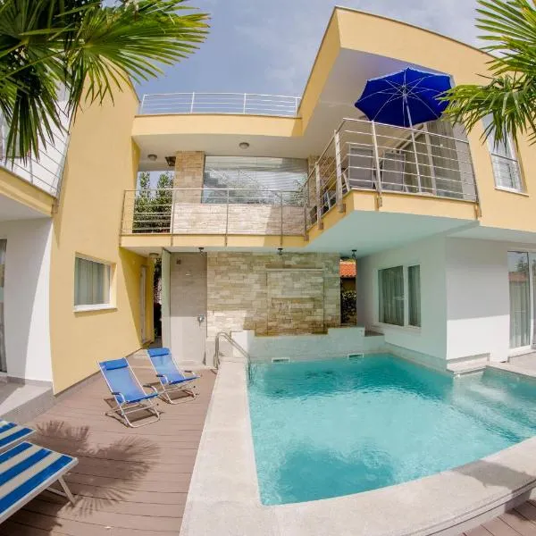 Villa Danex Superior, hotel in Umag