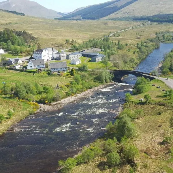 Bridge of Orchy Hotel – hotel w mieście Bridge of Orchy