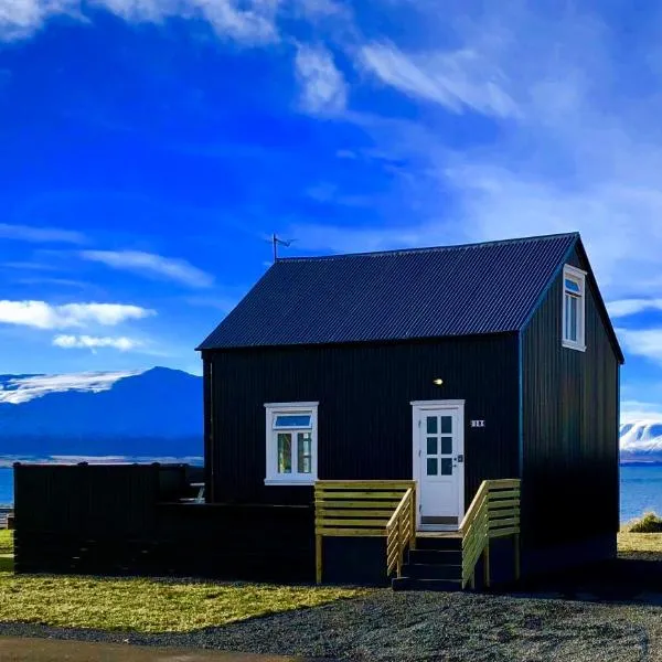 Vellir Grenivík Home with a View, hotel v destinaci Grenivík