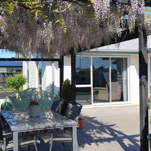 Courtenay B & B, hotel di Kaiapoi