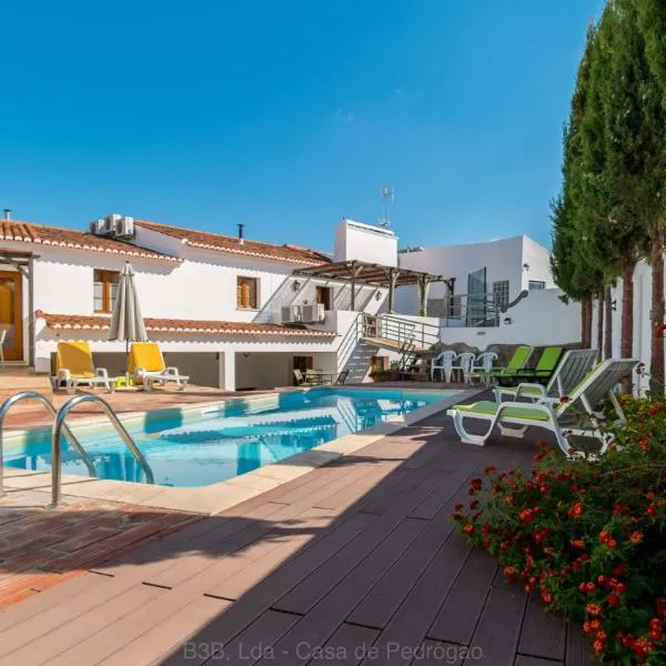 Casa de Pedrógão, hotel v destinaci Pedrógão