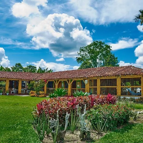 Finca Hotel La Negrita, hotel in El Laurel