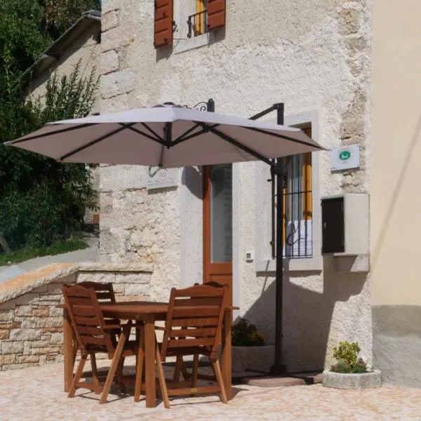 B&B Contrade Alte, hotel in SantʼAnna dʼAlfaedo