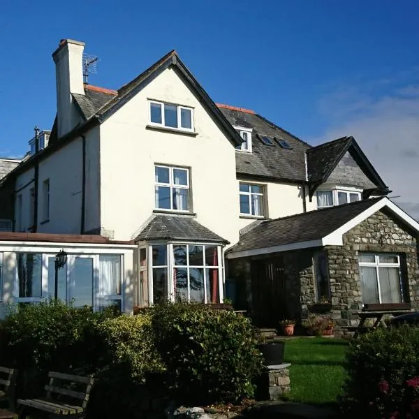 Cadwgan House, hotel en Llanbedr