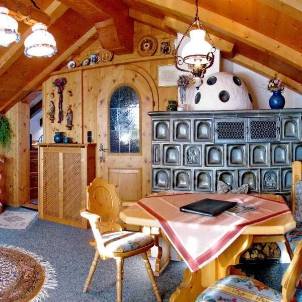 Feriendomizil St. Ulrich, hotel in Krün
