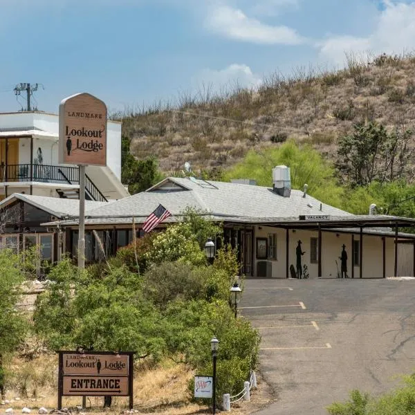 Landmark Lookout Lodge โรงแรมในทูมสโตน