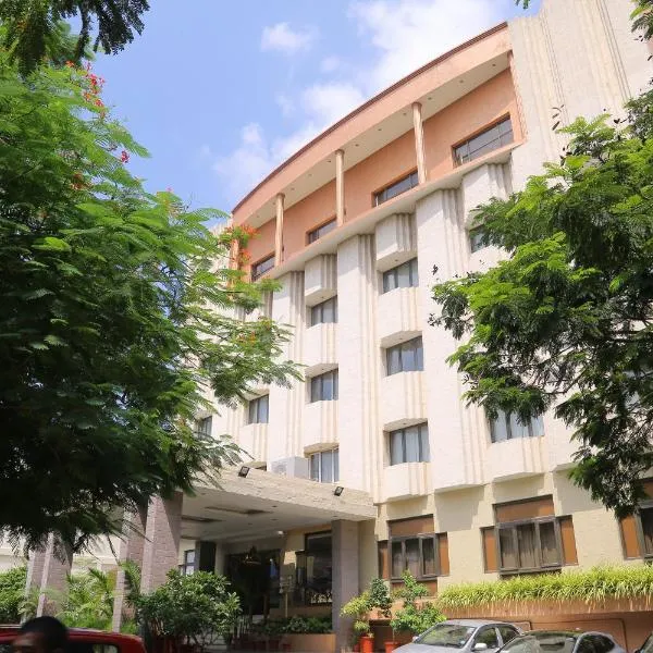 Hotel Surguru photo 2