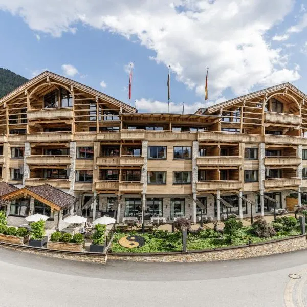 Cocoon - Alpine Boutique Lodge، فندق في موراخ