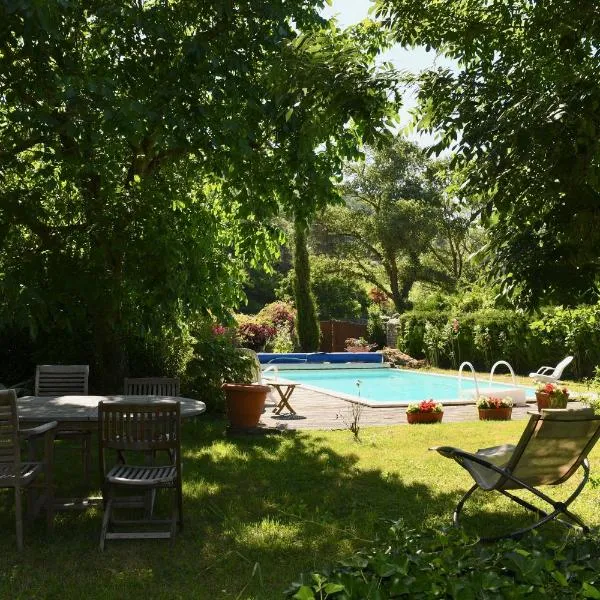 La TULIPE SAUVAGE, hotel v destinaci Bourdeaux