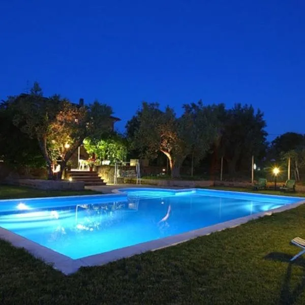 Maremma Nel Tufo, hotel en Casone