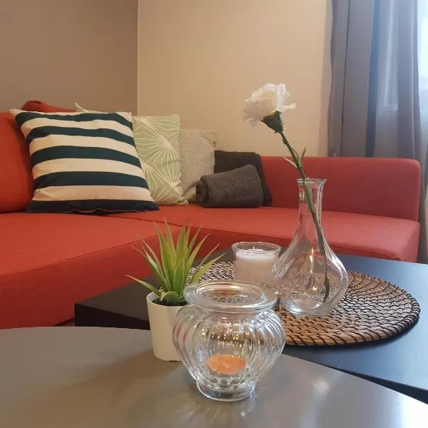 Radomir Downtown Apartments, хотел в Konska