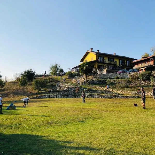 BB10 OASI, hotel ad Arona