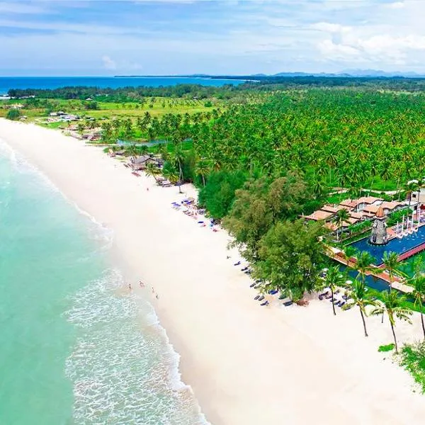 Graceland Khaolak Beach Resort- SHA Extra Plus, отель в городе Ко-Кхо-Кхао