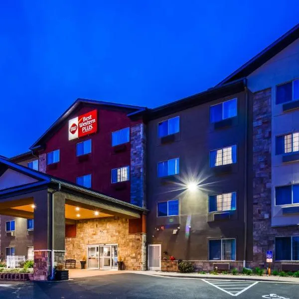Best Western Plus Blaine at the National Sports Center, hotel en Coon Rapids