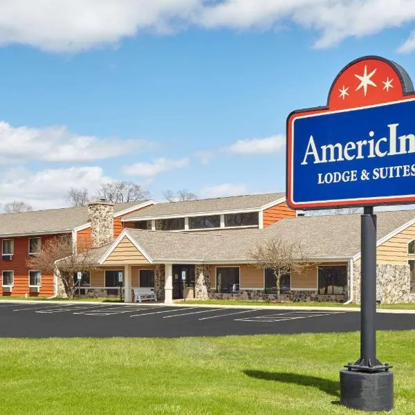 AmericInn by Wyndham Burlington, hotel di Burlington