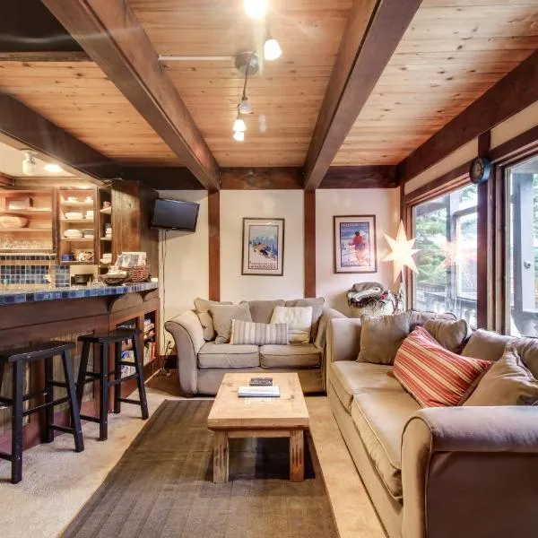 Hyak Duplex Cabin, hotel v destinaci Snoqualmie Pass